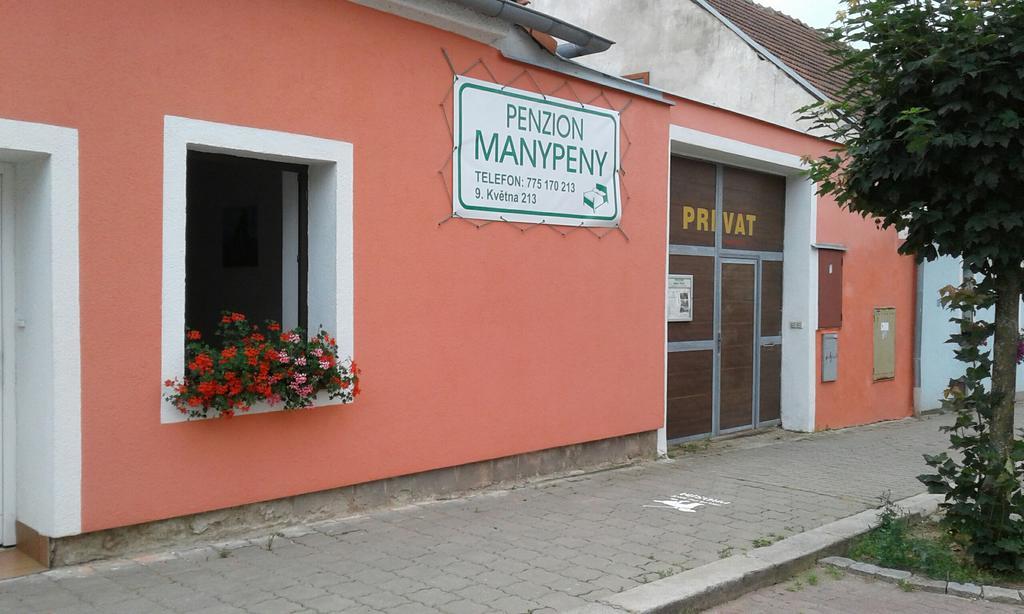 Penzion Many Peny Jindřichův Hradec Buitenkant foto
